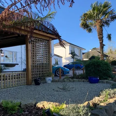 Trethewey Guest House-3